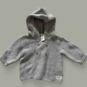 H&M Hooded grey knitted sweater size 4-6 mos